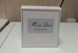 Eau de parfume MISS DIOR